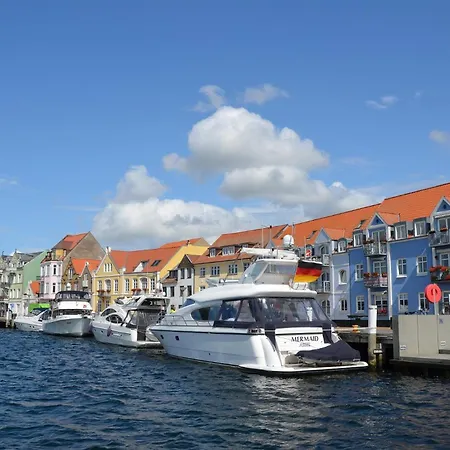 Dom wakacyjny Poseby - Strandnah & Im Gruenen Mit Kamin *