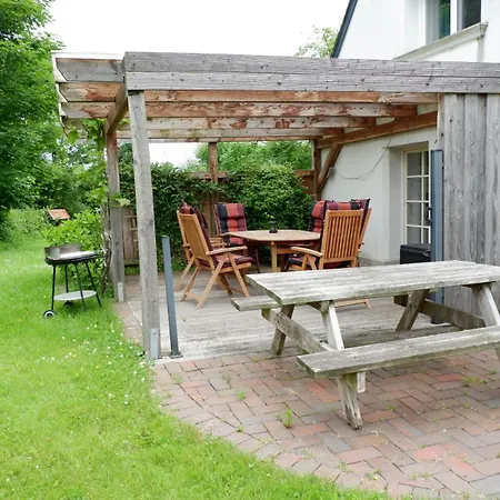 Poseby - Strandnah & Im Gruenen Mit Kamin Dom wakacyjny