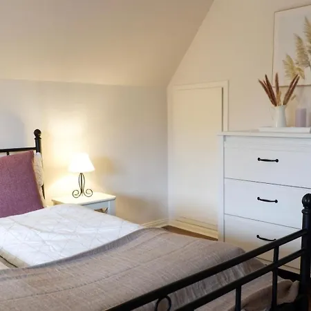 Poseby - Strandnah & Im Gruenen Mit Kamin * Westerholz